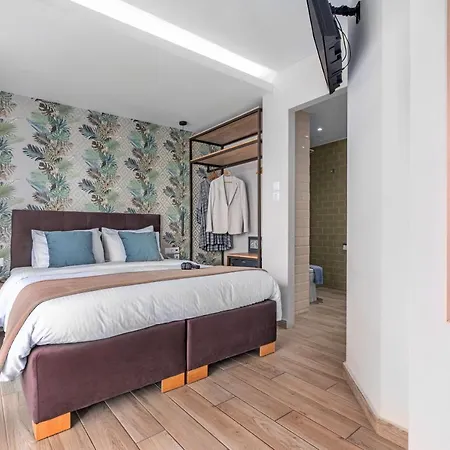 Maison 66, Riviera Αθήνα