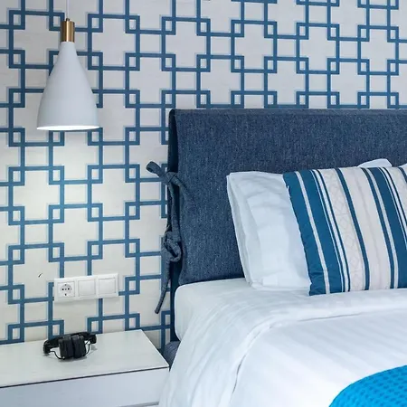 Ξενοδοχείο Maison 66, Riviera 3*